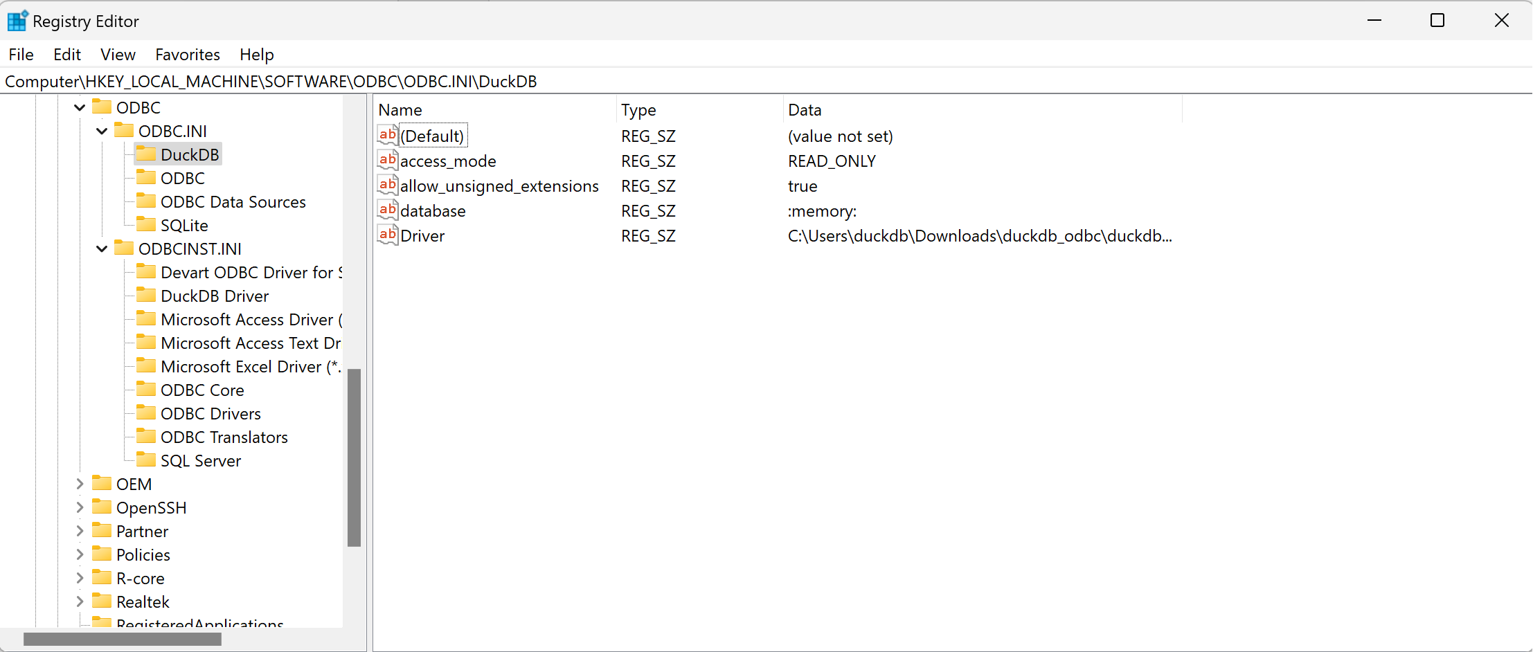 HKLM->SOFTWARE->ODBC->ODBC.INI->DuckDB